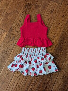 Sparkle in Pink Strawberry Skirt & Top Set New Size 6-12 months